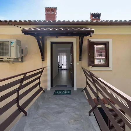 Amazing In Kolavici With House Sea View *