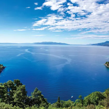 Amazing In Kolavici With House Sea View Slatina (Primorsko-Goranska)