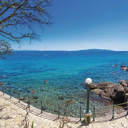 Amazing In Kolavici With House Sea View Slatina (Primorsko-Goranska)