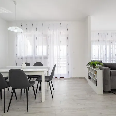 Апартаменты Amazing In Kolavici With House Sea View Slatina (Primorsko-Goranska)