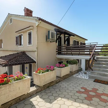 Stunning In Kolavici With Wifi Apartment Slatina (Primorsko-Goranska)